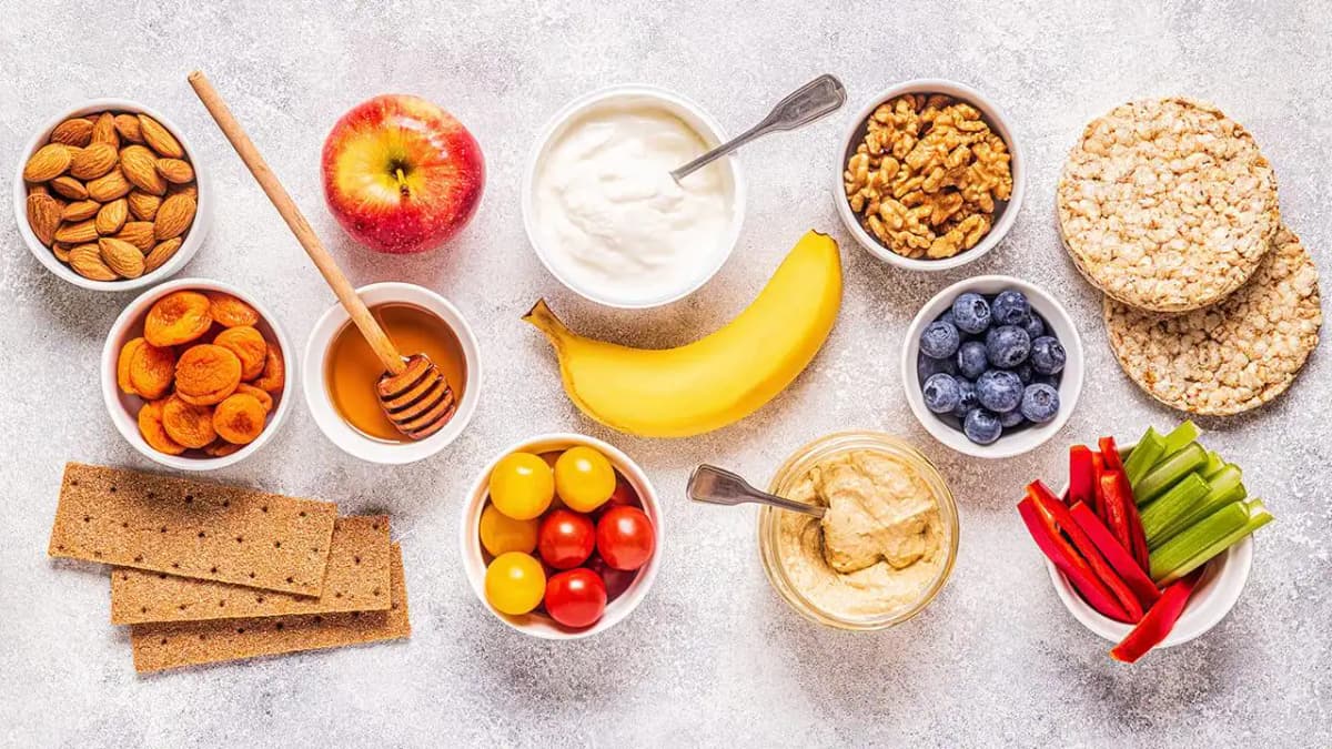 بهترین میان وعده رژیمی برای لاغری؛ ۱۲ گزینه کم کالری و سیرکننده